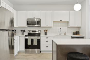 Tile kitchen backsplash at Rowe